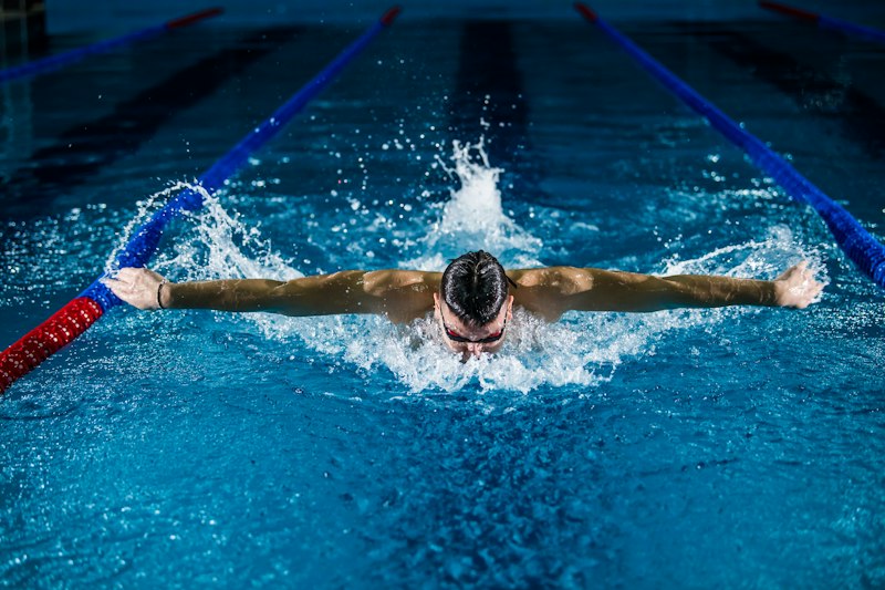 TRIATHLON